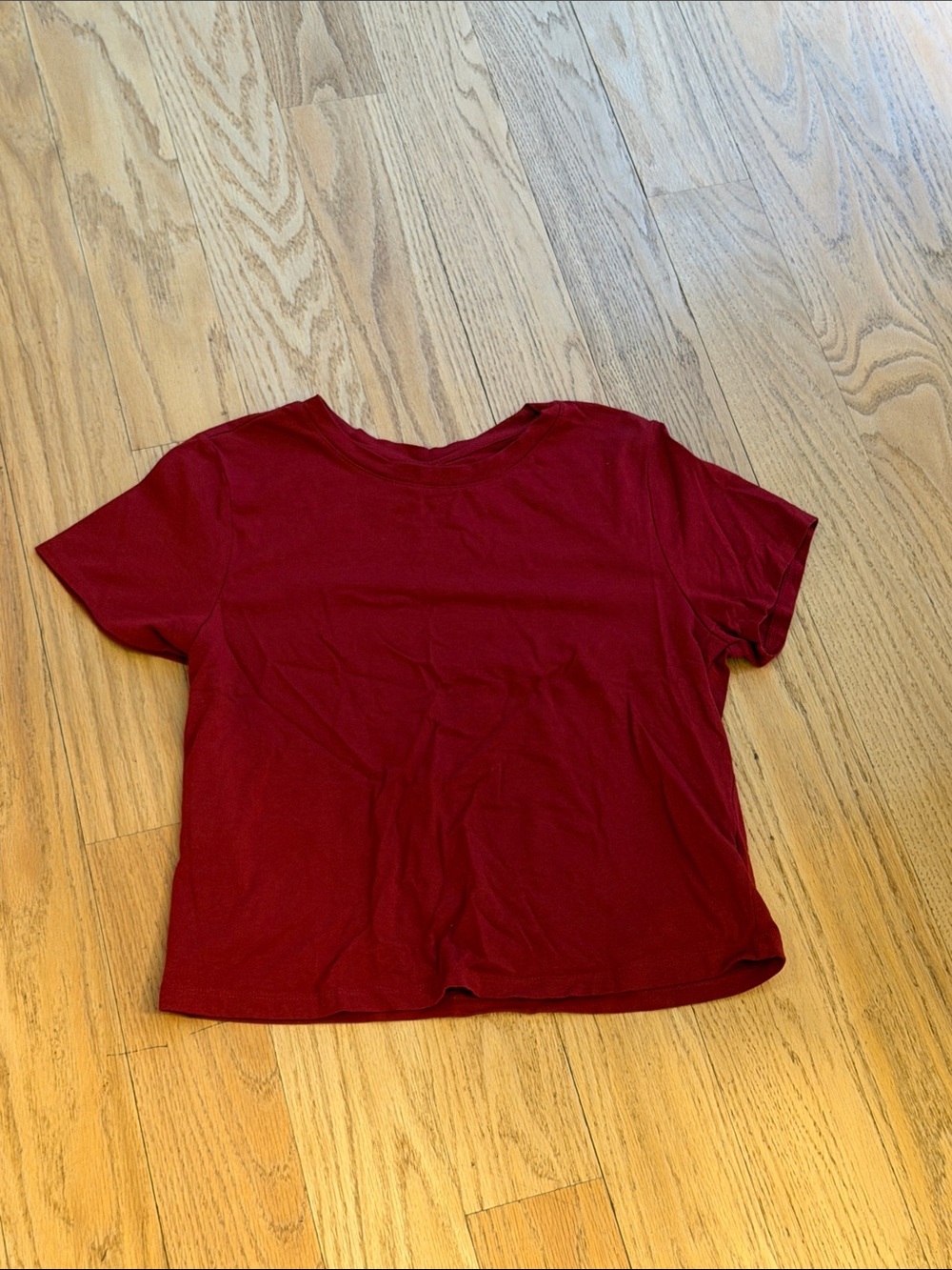 Old Navy Red Short Sleeve Tee